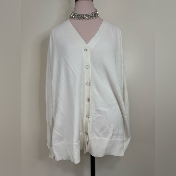 Talbot’s Elegant White Women's Button Up Cardigan Sweater in size XL - Picture 1 of 10